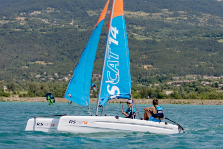 5Catamaran_Serre-Poncon_COMP_tel.jpg